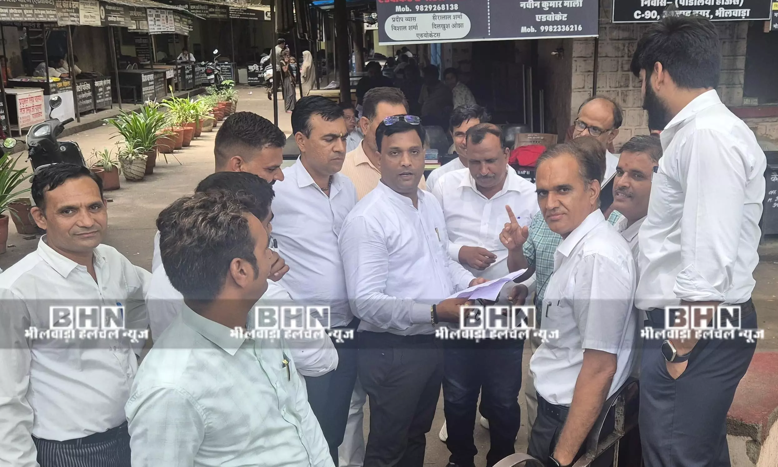 भीलवाड़ा नगर विकास न्यास की भूखंड आवंटन की लॉटरी प्रक्रिया पर न्यायालय ने दिया स्टे, वकीलों में खुशी, आमजन में निराशा भीलवाड़ा नगर विकास न्यास की भूखंड आवंटन की लॉटरी प्रक्रिया पर न्यायालय ने दिया स्टे, वकीलों में खुशी, आमजन में निराशा