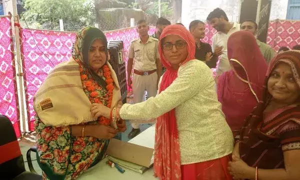 शिविर का निरीक्षण करने पहुंचे विधायक बैरवा, अधिकारियों को दिए दिशा निर्देश