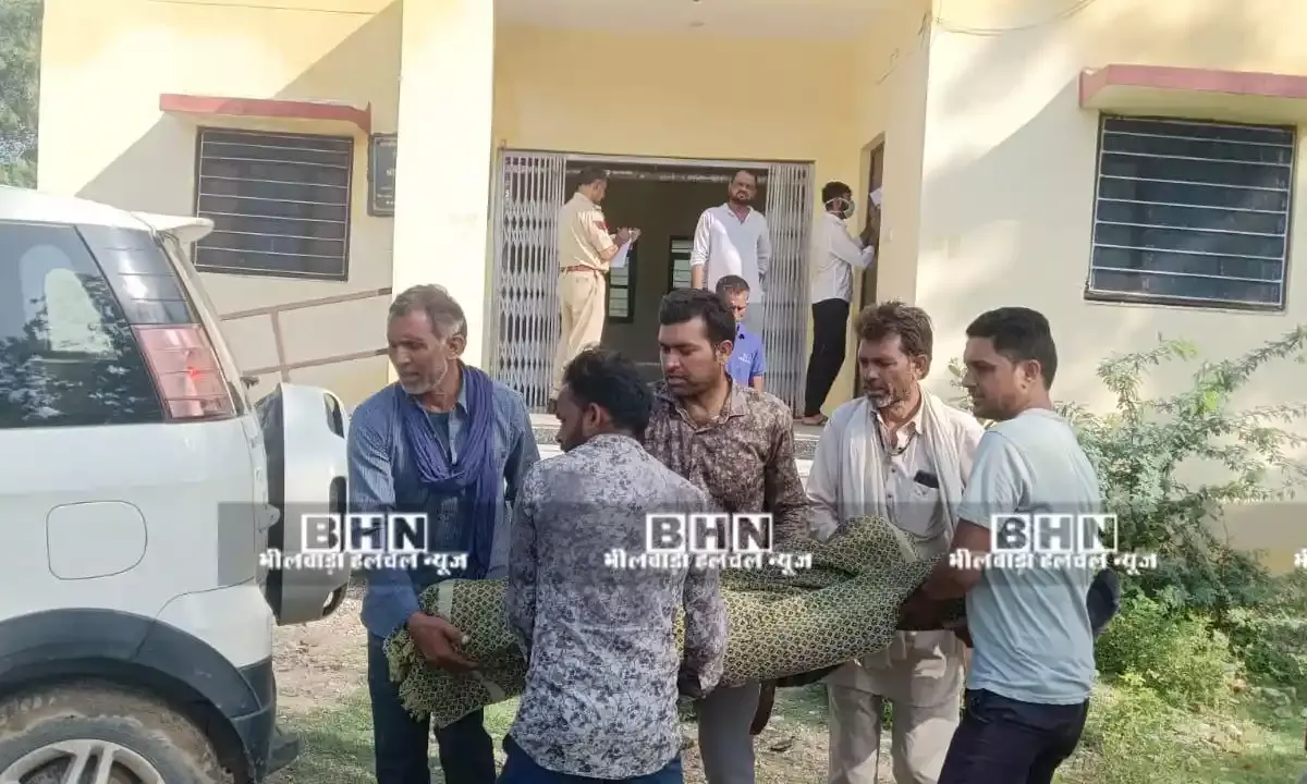 जिंदगी से हारा शक्तिमान स्टेडियम टीन शेड पर लगाई फांसी, इलाके में सनसनी