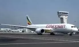 फ्लाइट में तकनीकी खराबी आने के बाद 7 यात्रियों की बिगड़ी तबीयत, इमरजेंसी लैंडिंग हुई