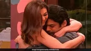 शेफाली जरीवाला, आखिरी पोस्ट में अपने दोस्त सिद्धार्थ शुक्ला को ही किया था याद शेफाली जरीवाला, आखिरी पोस्ट में अपने दोस्त सिद्धार्थ शुक्ला को ही किया था याद