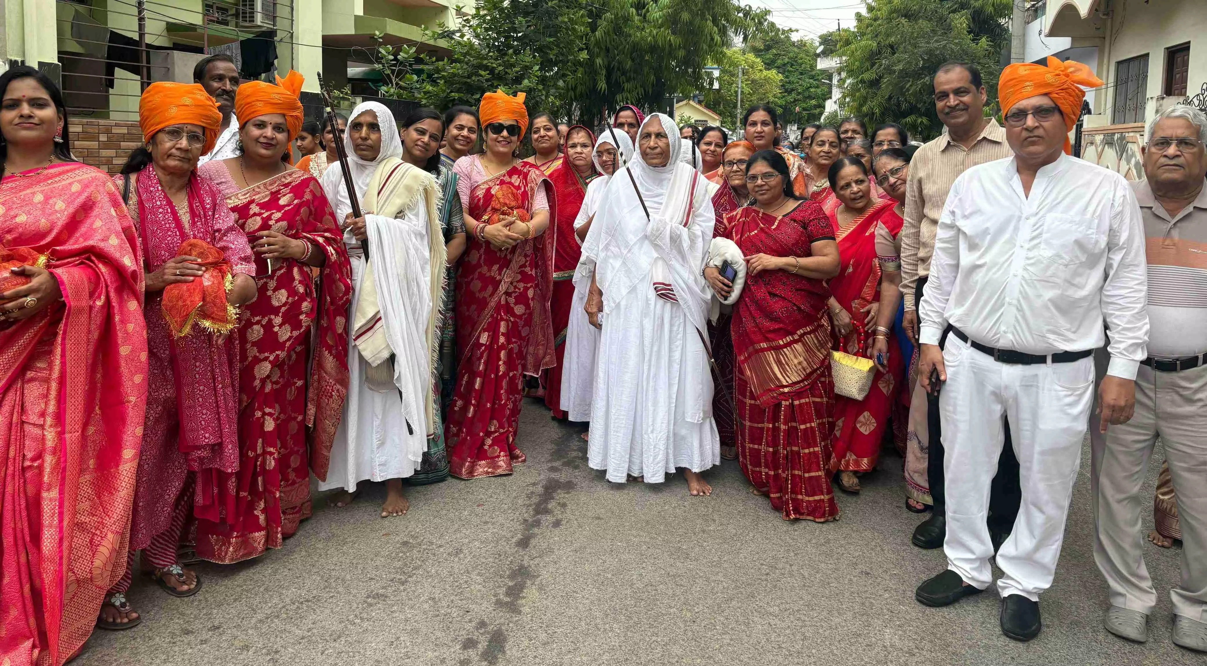 भगवान की आज्ञा का पालन करना ही श्रावक-श्राविकाओं का कर्तव्य : साध्वी जयदर्शिता भगवान की आज्ञा का पालन करना ही श्रावक-श्राविकाओं का कर्तव्य : साध्वी जयदर्शिता