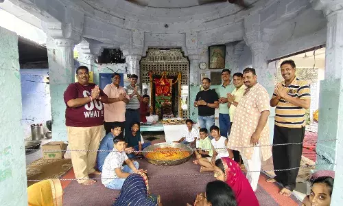 बनेड़ा में ठाकुर जी को धराया भव्य छप्पन भोग