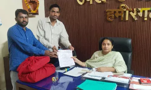 नई सीधी नर्सिंग भर्ती मैरिट वे बोनस से कराने की मांग के लिए के लिए ज्ञापन सौंपा