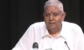 राजस्थान का पानी पीने वाला किसी के दबाव में काम नहीं करता, गहलोत के बयान पर बोले उपराष्ट्रपति धनखड़ राजस्थान का पानी पीने वाला किसी के दबाव में काम नहीं करता, गहलोत के बयान पर बोले उपराष्ट्रपति धनखड़