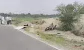 अवैध बजरी से भरी ट्रैक्टर ट्रॉली  कुचल कर पति पत्नी की मौत