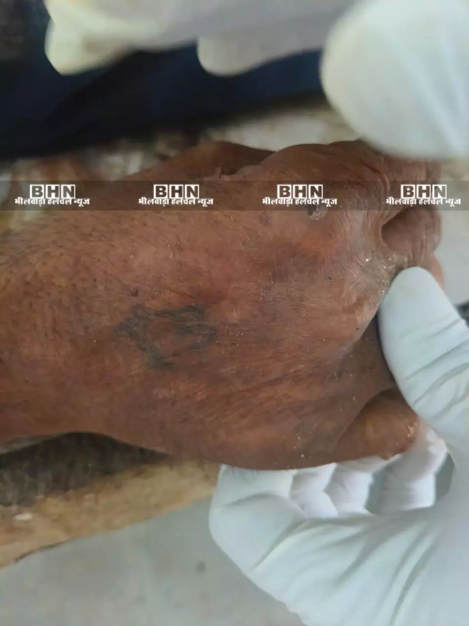 मेजा-बागौर रोड पर प्रौढ़ की खूनसनी लाश मिली, फैली सनसनी मेजा-बागौर रोड पर प्रौढ़ की खूनसनी लाश मिली, फैली सनसनी