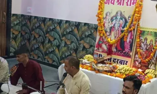 सुंदरकांड पाठ में झूमे भक्त