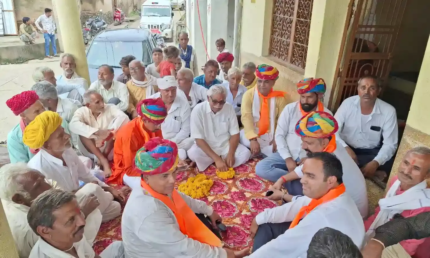 करजालिया में आयोजित शिविर में उमड़े लोग, चारभुजा मंदिर पर विधायक का ग्रामीणों ने स्वागत किया
