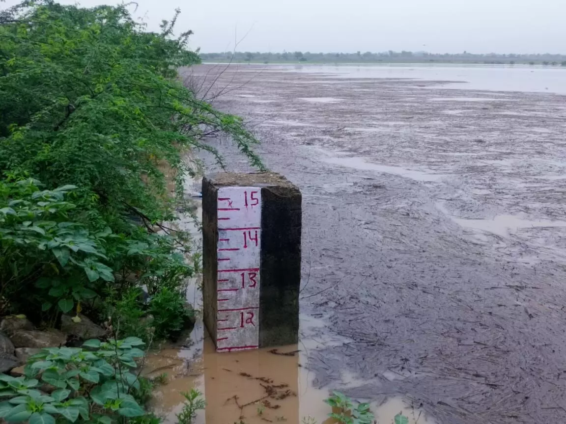 24 फीट भराव क्षमता वाले अरवड़ बांध में आया 11 फीट पानी