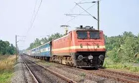 इन 12 ट्रेनों का 70 दिन के लिए बदला ठहराव स्टेशन,अहमदाबाद की जगह यहां रुकेंगी