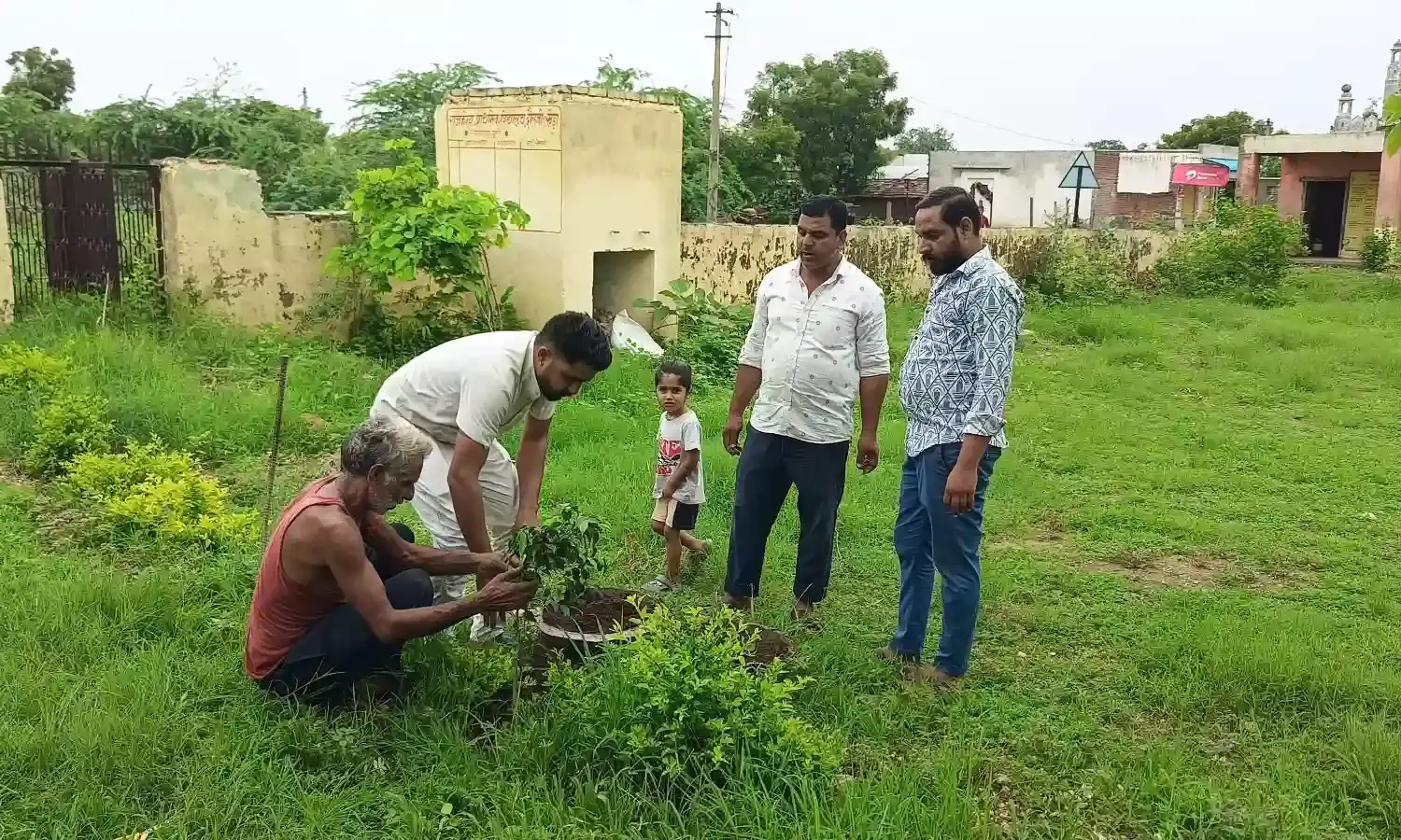 एक पेड़ माँ के नाम कार्यक्रम का हुआ आयोजन