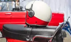 घटिया हेलमेट बनाने वालों पर करें कार्रवाई,द्र का राज्य सरकारों को अल्टीमेटम