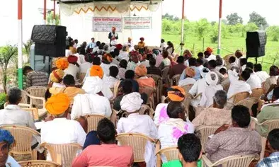 किसानों की सेवा ही देश की सेवा-डॉ. कर्नाटक