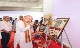 केंद्रीय गृह मंत्री अमित शाह ने देश के पहले राष्ट्रीय सहकारी यूनिवर्सिटी की रखी नींव, सीएम भूपेंद्र पटेल भी रहे मौजूद