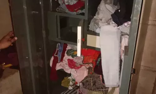 परिवार सामाजिक कार्यक्रम में गया, चोरों ने उड़ाए डेढ़ किलो चांदी और नकदी