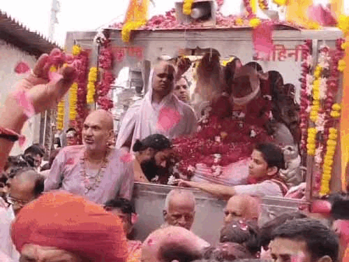 मेवाड़ महामंडलेश्वर चेतन दास महाराज पंचतत्व में विलीन, 50 हजार श्रद्धालुओं ने दी अंतिम विदाई मेवाड़ महामंडलेश्वर चेतन दास महाराज पंचतत्व में विलीन, 50 हजार श्रद्धालुओं ने दी अंतिम विदाई