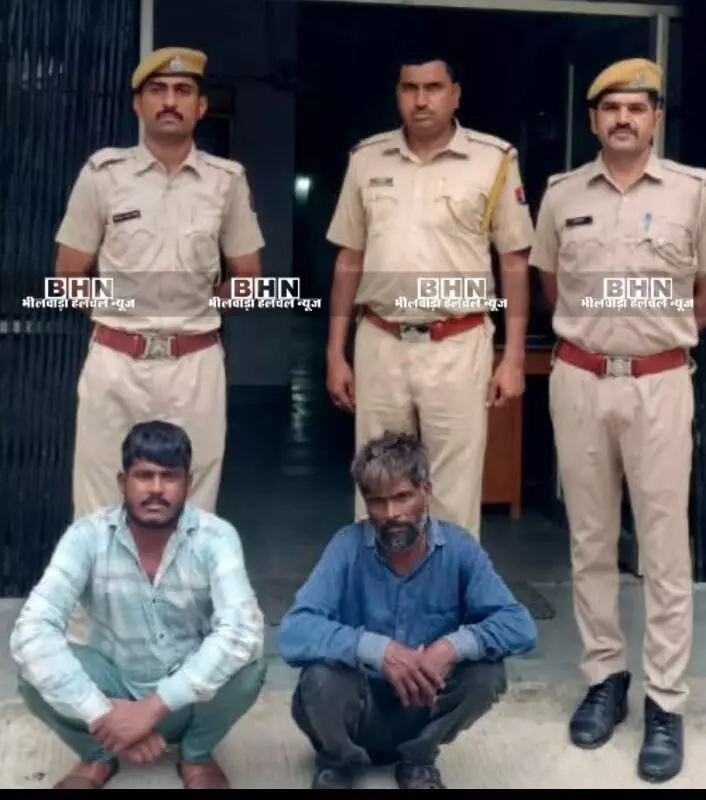 नकबजनी मामले में फरार पांच-पांच हजार रुपये के 2 ईनामी गिरफ्तार नकबजनी मामले में फरार पांच-पांच हजार रुपये के 2 ईनामी गिरफ्तार