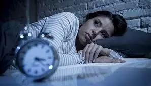 नींद न आने से क्या आप भी परेशान है? कम नींद से बिगड़ सकती है मेंटल हेल्थ नींद न आने से क्या आप भी परेशान है? कम नींद से बिगड़ सकती है मेंटल हेल्थ