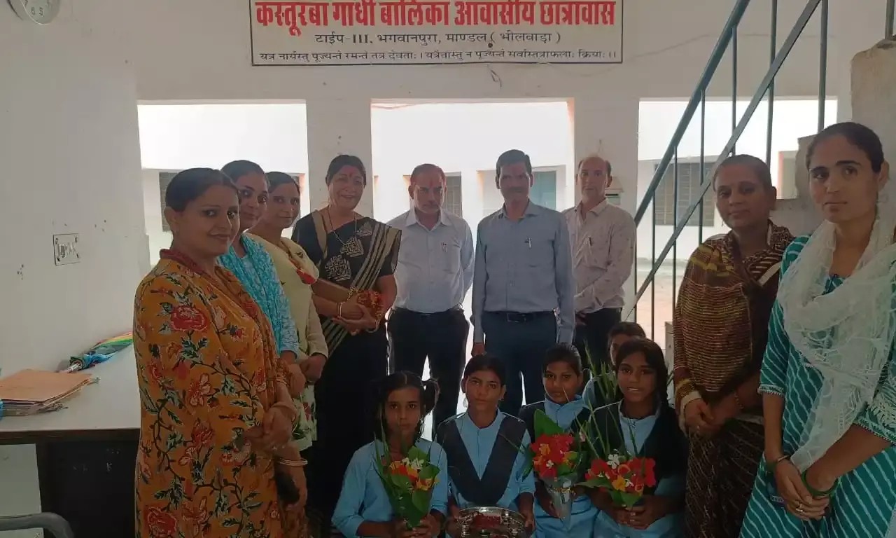 आवासीय विद्यालय भविष्य निर्माण में सहायक सिद्ध होते हैं  शर्मा