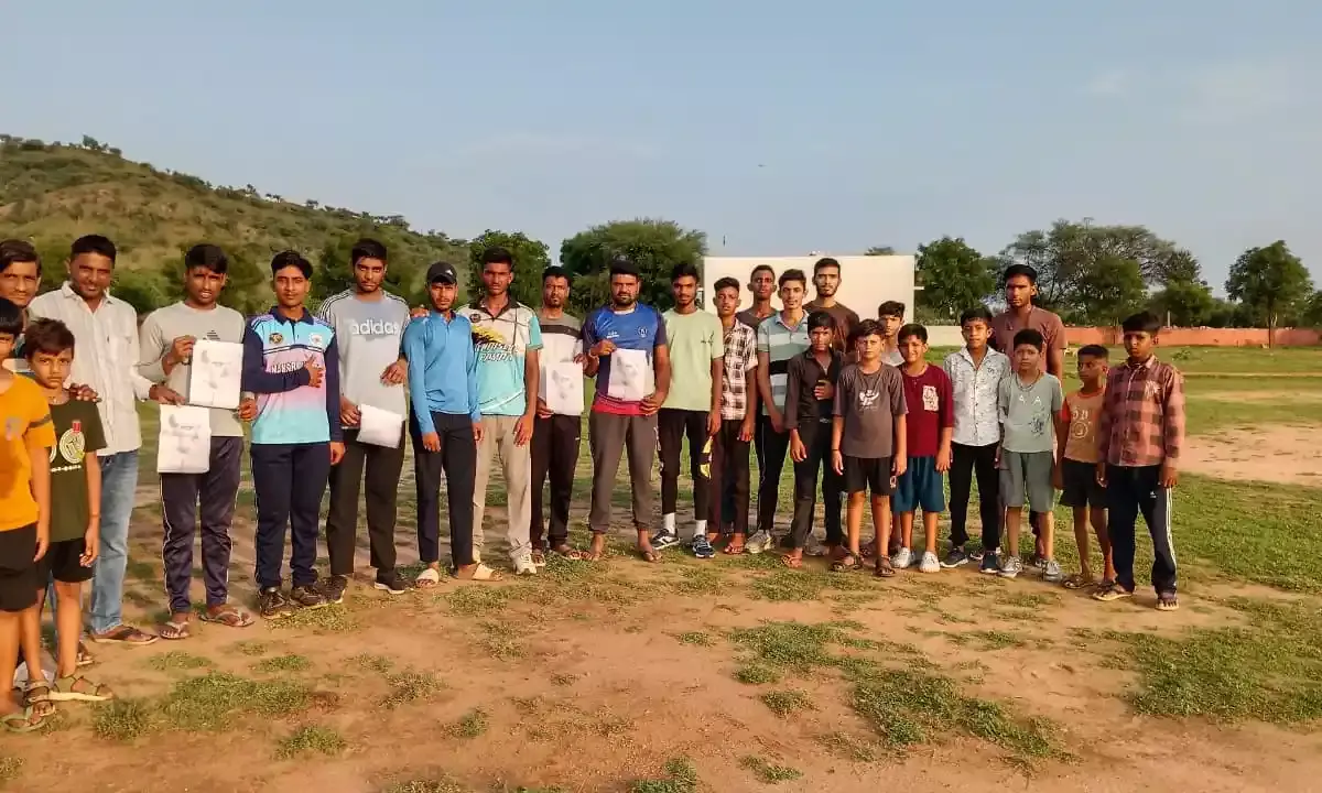 स्वामी विवेकानंद युवा संस्थान, बरण द्वारा श्यामा प्रसाद मुखर्जी की जयंती मनाई