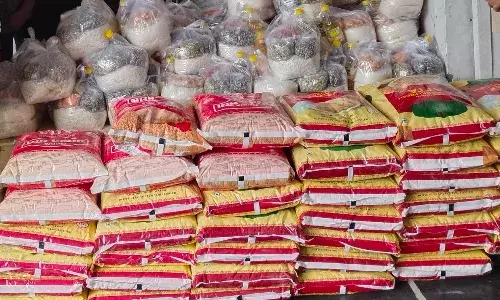 51 जरूरतमंद परिवारों को किया राशन सामग्री  किट वितरण