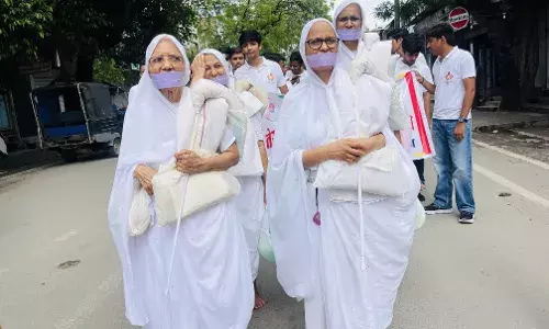 प्रसन्नता सफलता की सूचक होती है- साध्वी उर्मिला प्रसन्नता सफलता की सूचक होती है- साध्वी उर्मिला