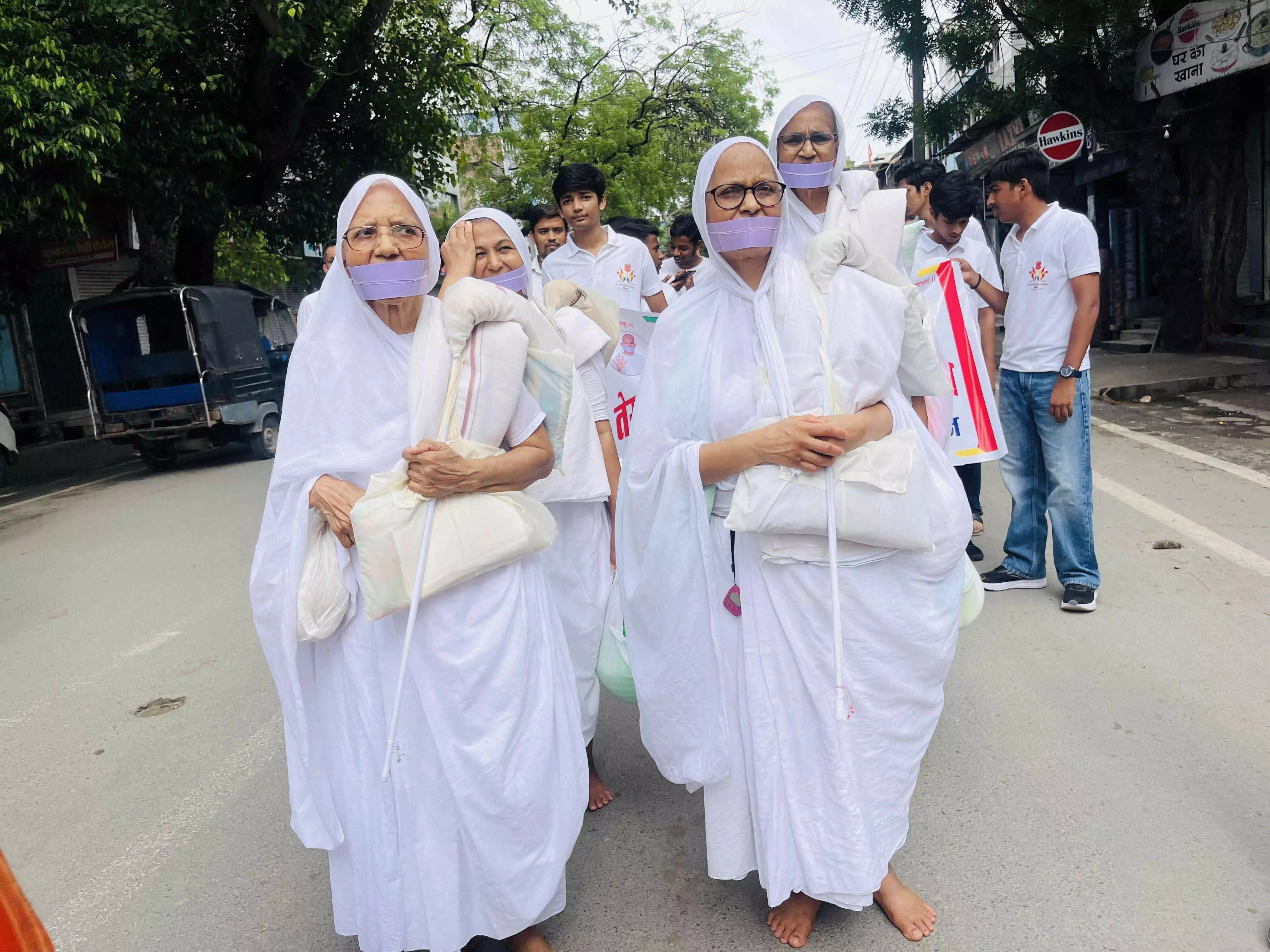 प्रसन्नता सफलता की सूचक होती है- साध्वी उर्मिला प्रसन्नता सफलता की सूचक होती है- साध्वी उर्मिला
