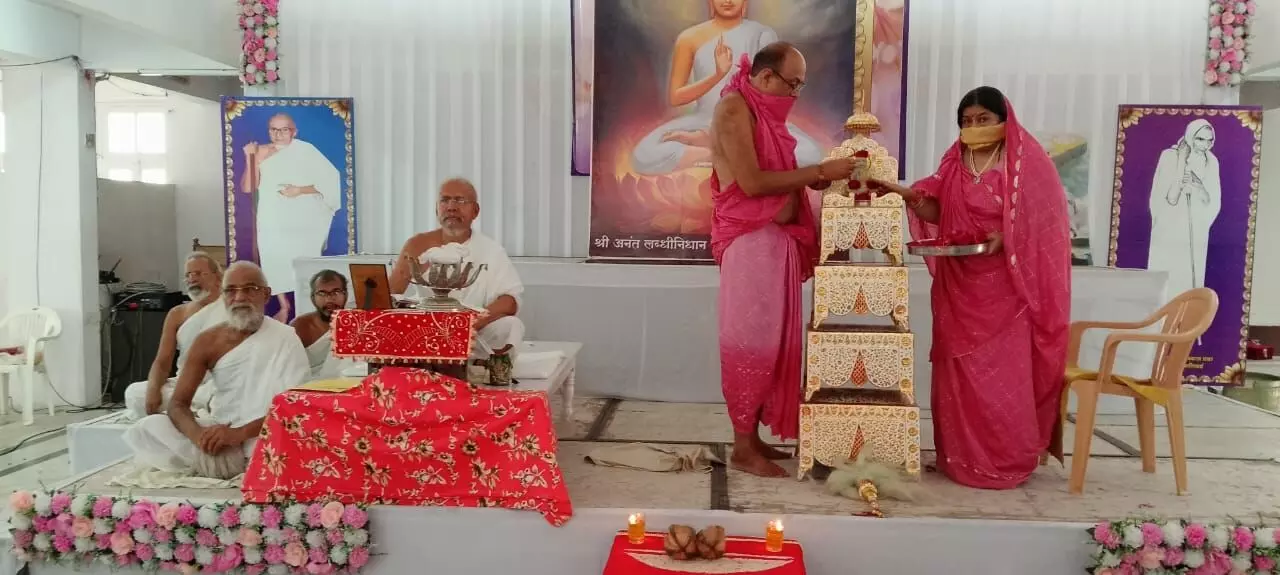गौतम स्वामी का नाम भी महामंत्र स्वरूप है : जैनाचार्य रत्नसेन