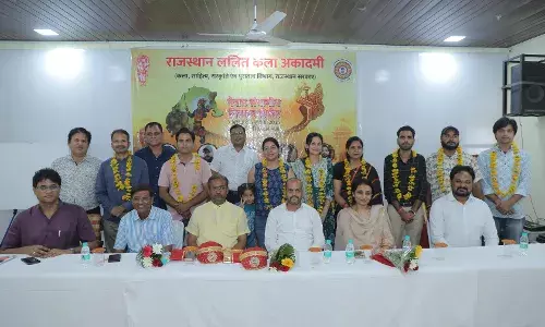 निम्बाहेड़ा केंद्र के वीर कमलेश ढ़ेलावत को किया सम्मानित निम्बाहेड़ा केंद्र के वीर कमलेश ढ़ेलावत को किया सम्मानित