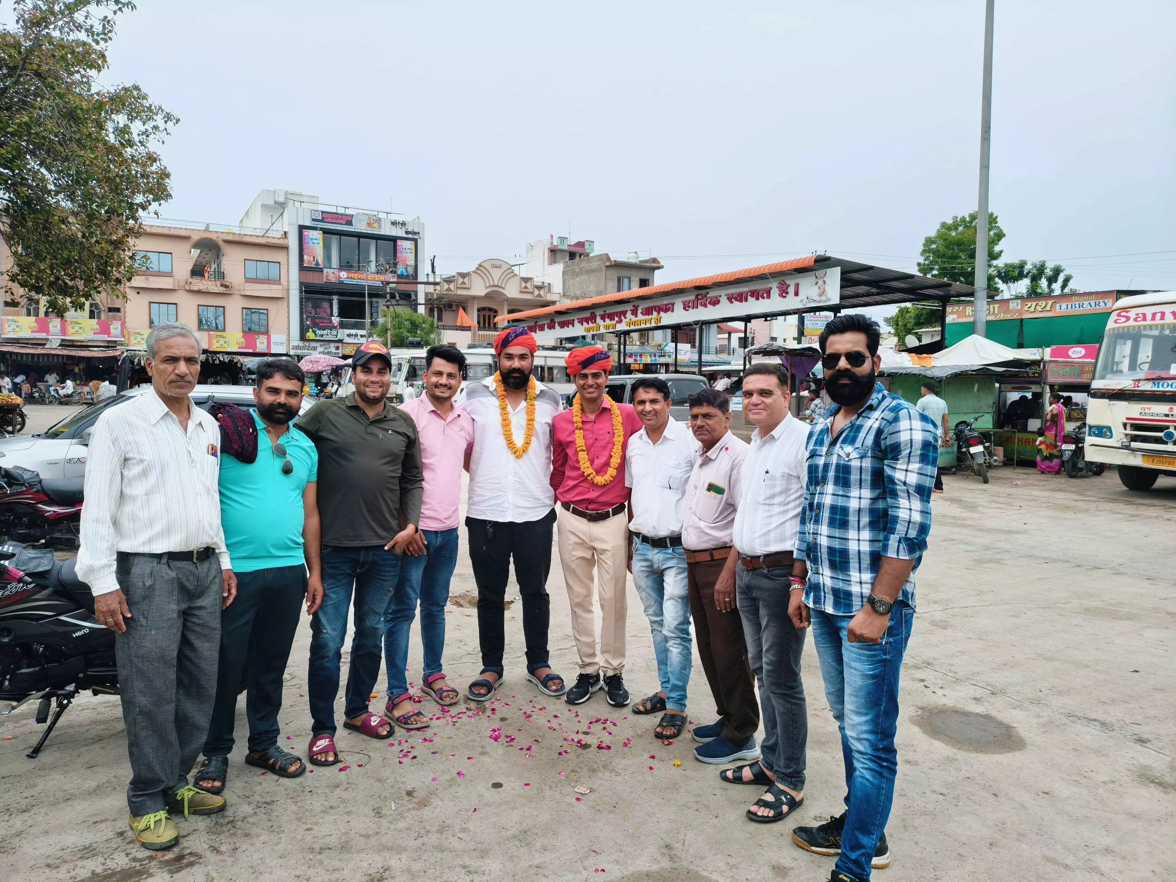 खो -खो मे एक वर्षीय डिप्लोमा प्रशिक्षण प्राप्त कर लौटने पर किया स्वागत