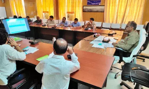 जल जीवन मिशन के समस्त लंबित कार्य शीघ्र से शीघ्र करें पूर्ण :कलक्टर