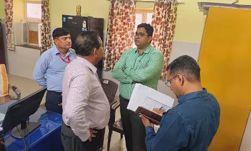 सीएमएचओ डॉ. गोस्वामी ने मानसून की तैयारियों के संबंध में गुलाबपुरा व हुरड़ा स्वास्थ्य केंद्रों का किया निरीक्षण