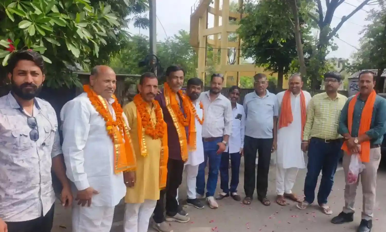 अमरनाथ के दर्शन कर लौटने पर भव्य किया स्वागत