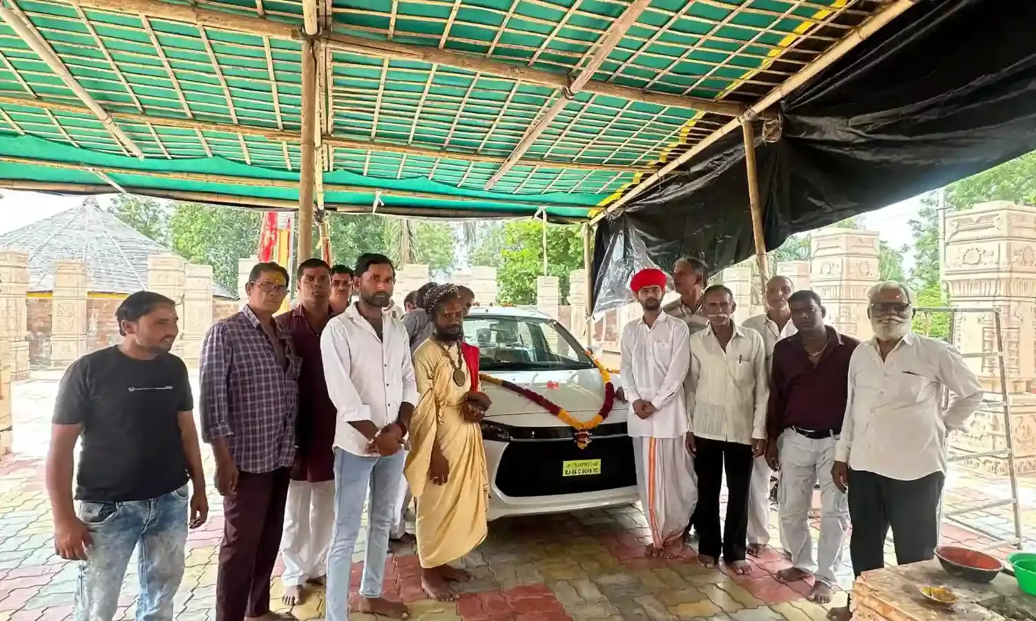 खानिया का बालाजी मन्दिर में गुरूपूर्णिमा धूमधाम से मनाया, भक्तों का लगा रहा तांता खानिया का बालाजी मन्दिर में गुरूपूर्णिमा धूमधाम से मनाया, भक्तों का लगा रहा तांता