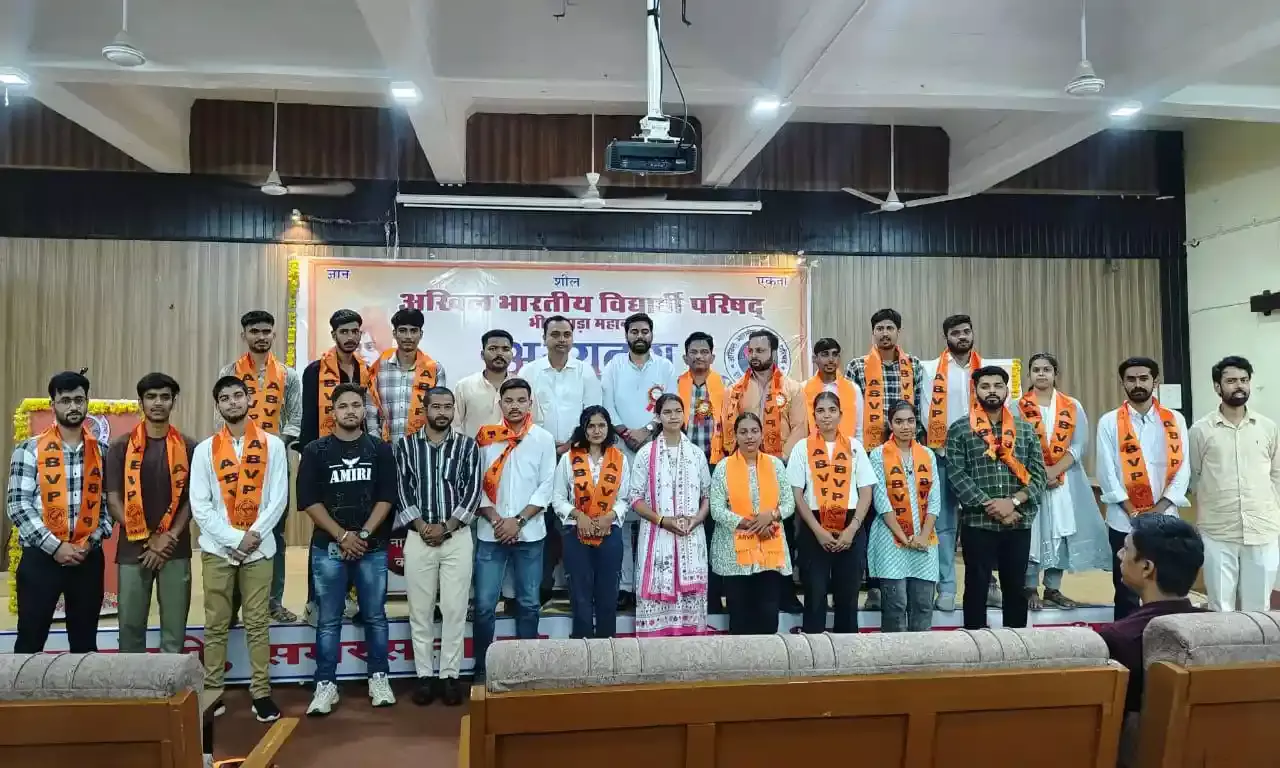 चतुर्वेदी महानगर अध्यक्ष एवं राणावत महानगर मंत्री निर्वाचित चतुर्वेदी महानगर अध्यक्ष एवं राणावत महानगर मंत्री निर्वाचित