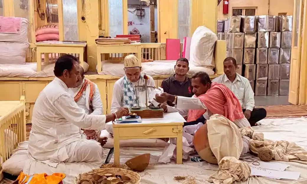 श्रीनाथजी मंदिर में आषाढ़ी पूर्णिमा पर तोली गई आषाढी का जारी हुआ परिणाम