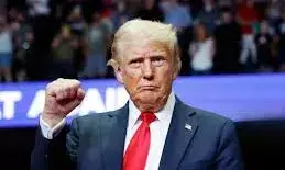 ट्रंप प्रशासन ने विदेश विभाग में 1,300 कर्मचारियों को नौकरी से निकाला