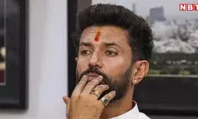 चिराग पासवान को बम से उड़ाने की धमकी चिराग पासवान को बम से उड़ाने की धमकी