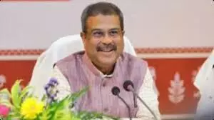 नाच न जाने आंगन... राहुल गांधी के चुनाव आयोग वाले बयान पर धर्मेंद्र  प्रधान का तीखा हमला