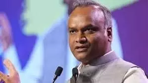प्रियांक खरगे बोले- कर्नाटक में नहीं हो रहा नेतृत्व परिवर्तन, बिहार में एसआईआर पर भी दी प्रतिक्रिया प्रियांक खरगे बोले- कर्नाटक में नहीं हो रहा नेतृत्व परिवर्तन, बिहार में एसआईआर पर भी दी प्रतिक्रिया