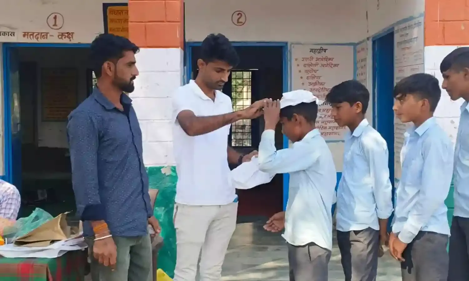 विश्व जनसंख्या दिवस पर पोस्टर एवं निबंध प्रतियोगिता का सफल आयोजन