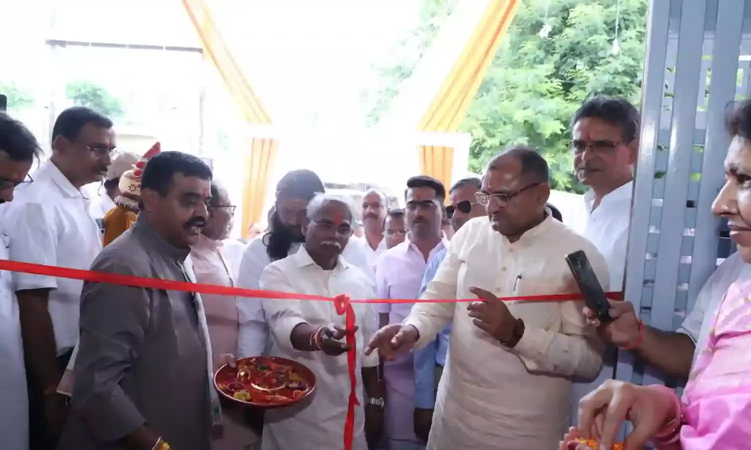 शिक्षा और शिक्षक समाज में आमूलचूल परिवर्तन में महत्वपूर्ण भूमिका निभाते हैं - नींबाराम