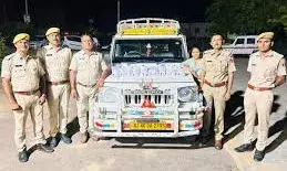 सांकड़ चौकी में जब्त ट्रोले से 2.285 किलोग्राम अफीम का दूध बरामद