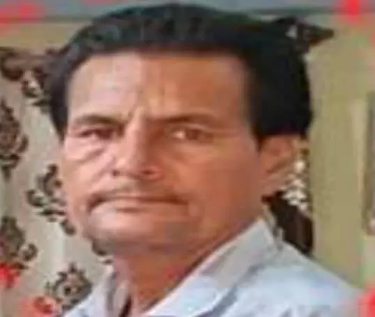 बालिका से आपत्तिजनक स्थिति में पकड़े गए शिक्षक पर सख्त कार्रवाई