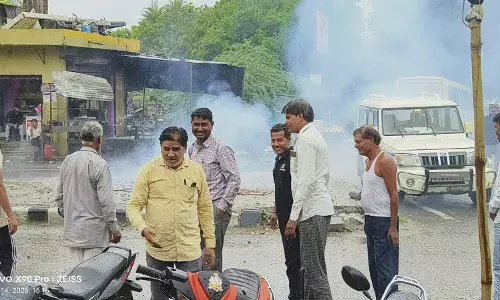 नरेश मीणा जेल से रिहा होने पर जहाजपुर मनाई खुशियां, फोड़े फटाके बांटी मिठाईयां