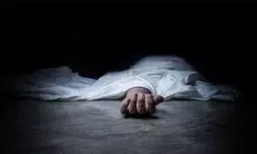 बकरियों के लिए टहनियां काटने पेड़ पर चढ़ी 11 साल की बालिका की नीचे गिरने से मौत