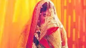 फर्जी शादी करके लाखों की ठगी करने वाला गिरोह बेनकाब,लुटेरी दुल्हन सहित तीन गिरफ्तार फर्जी शादी करके लाखों की ठगी करने वाला गिरोह बेनकाब,लुटेरी दुल्हन सहित तीन गिरफ्तार