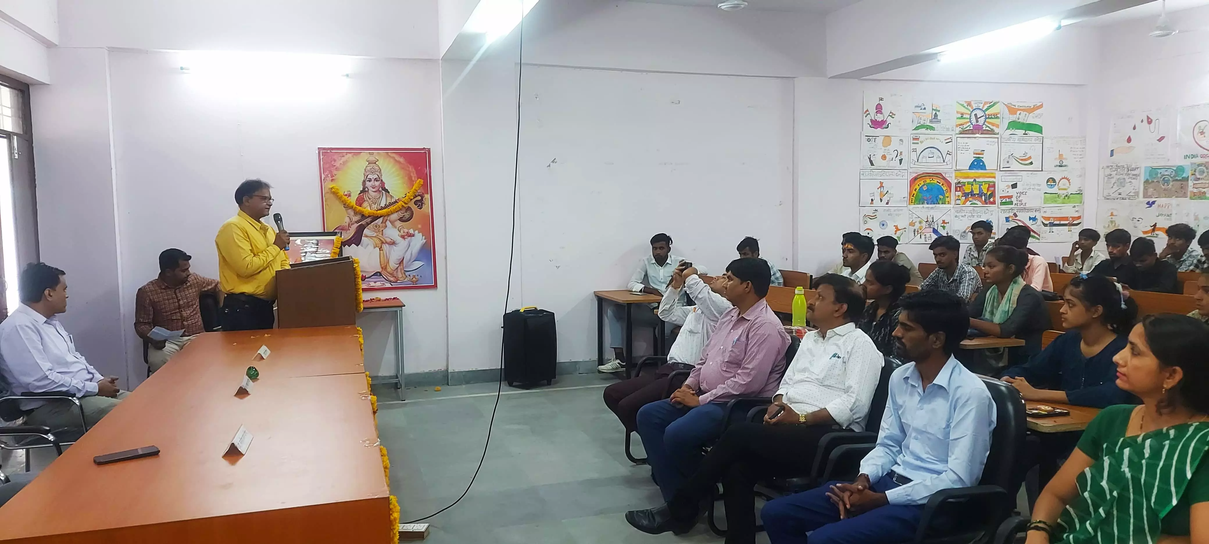 राजकीय महाविद्यालय में गुरु वंदन कार्यक्रम का आयोजन राजकीय महाविद्यालय में गुरु वंदन कार्यक्रम का आयोजन