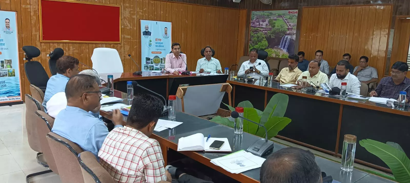 जिला स्तरीय पंच गौरव समिति की त्रैमासिक बैठक सम्पन्न